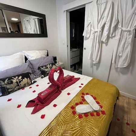 Expérience Unique - Love Room à Cannes - Appartement avec un jacuzzi Privé Exterior foto